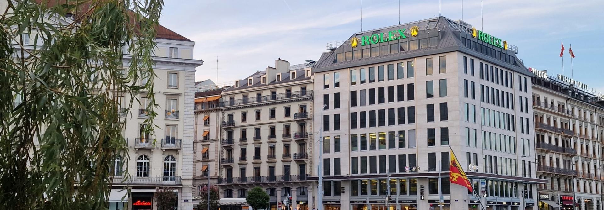 Enseigne lumineuse à Genève – RUE DU MONT-BLANC