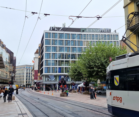 Enseigne lumineuse à Genève – RUE DU MONT-BLANC